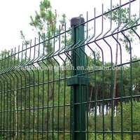 China Curved galvanized welded wire mesh panel fence at large factory