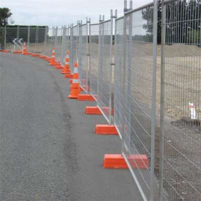 Eco Friendly tempery fence with plastic feet clamp